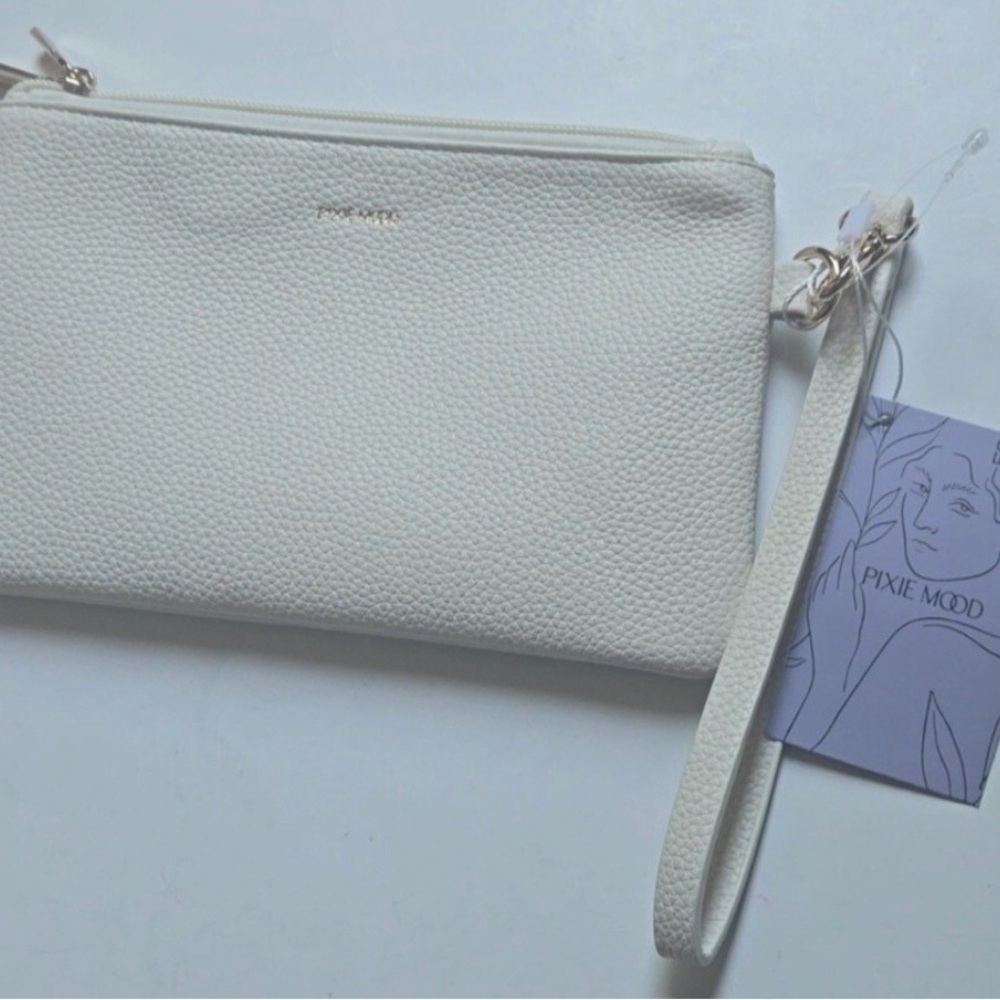 Pixie Mood Cream Textured Wristlet | NWT